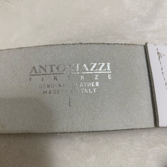 Belt - Picture 2 of 2